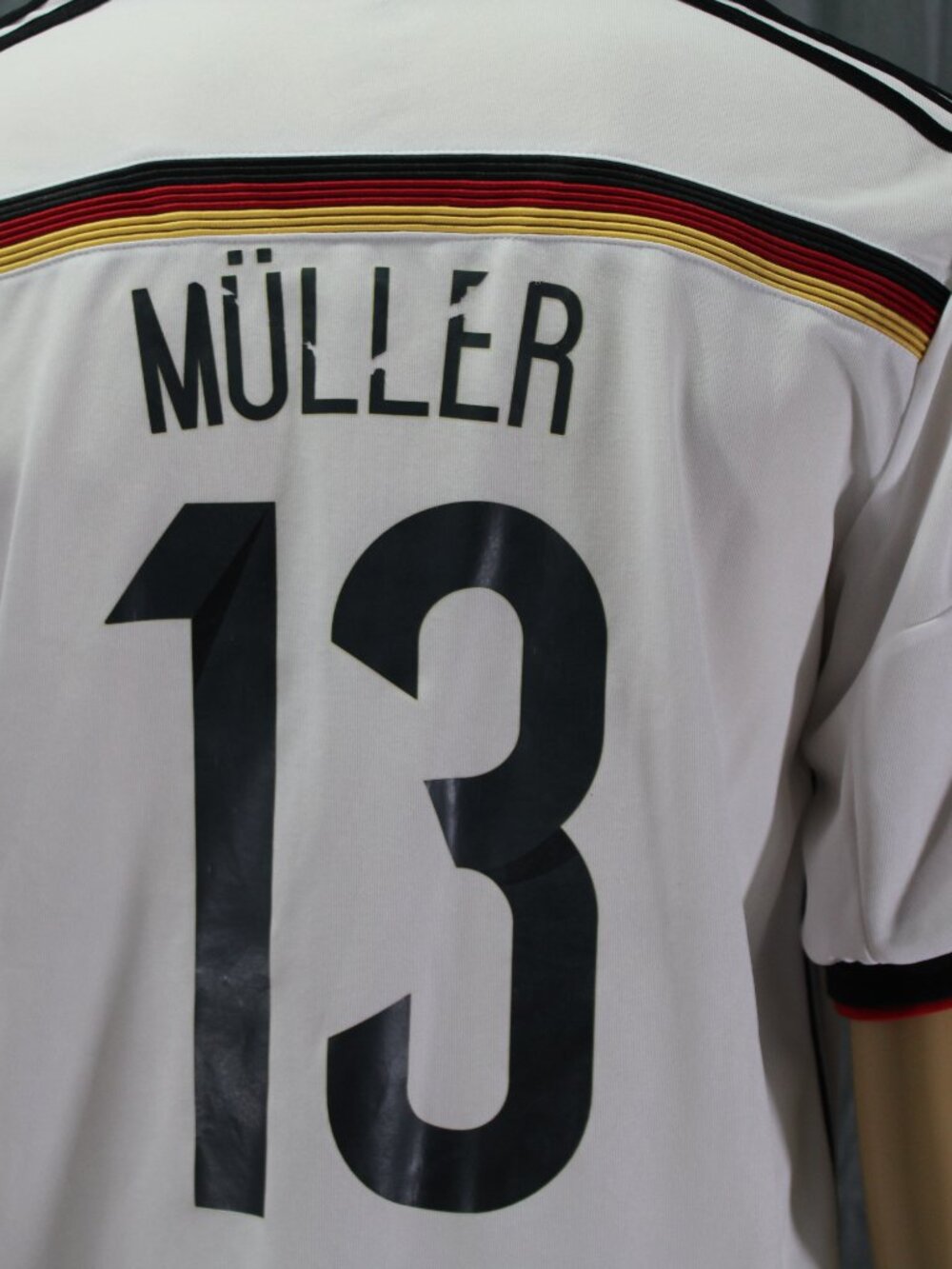 Team Germany Soccer Jersey (Retro) 2104 Home Thomas Mueller 13 - Men's Large - Picture 6 of 10